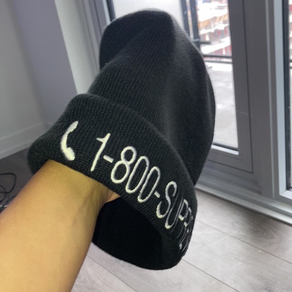 Supreme Beanie WT - Picture 3 of 4